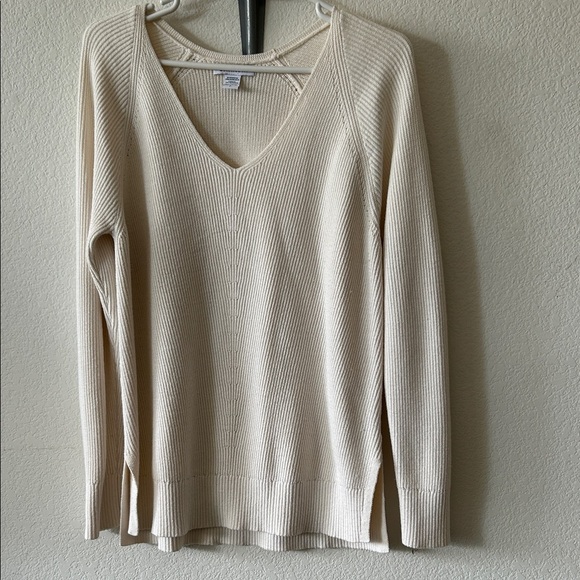 Athleta Hanover Wool blend  V-Neck Sweater Ivory size S - Picture 2 of 8